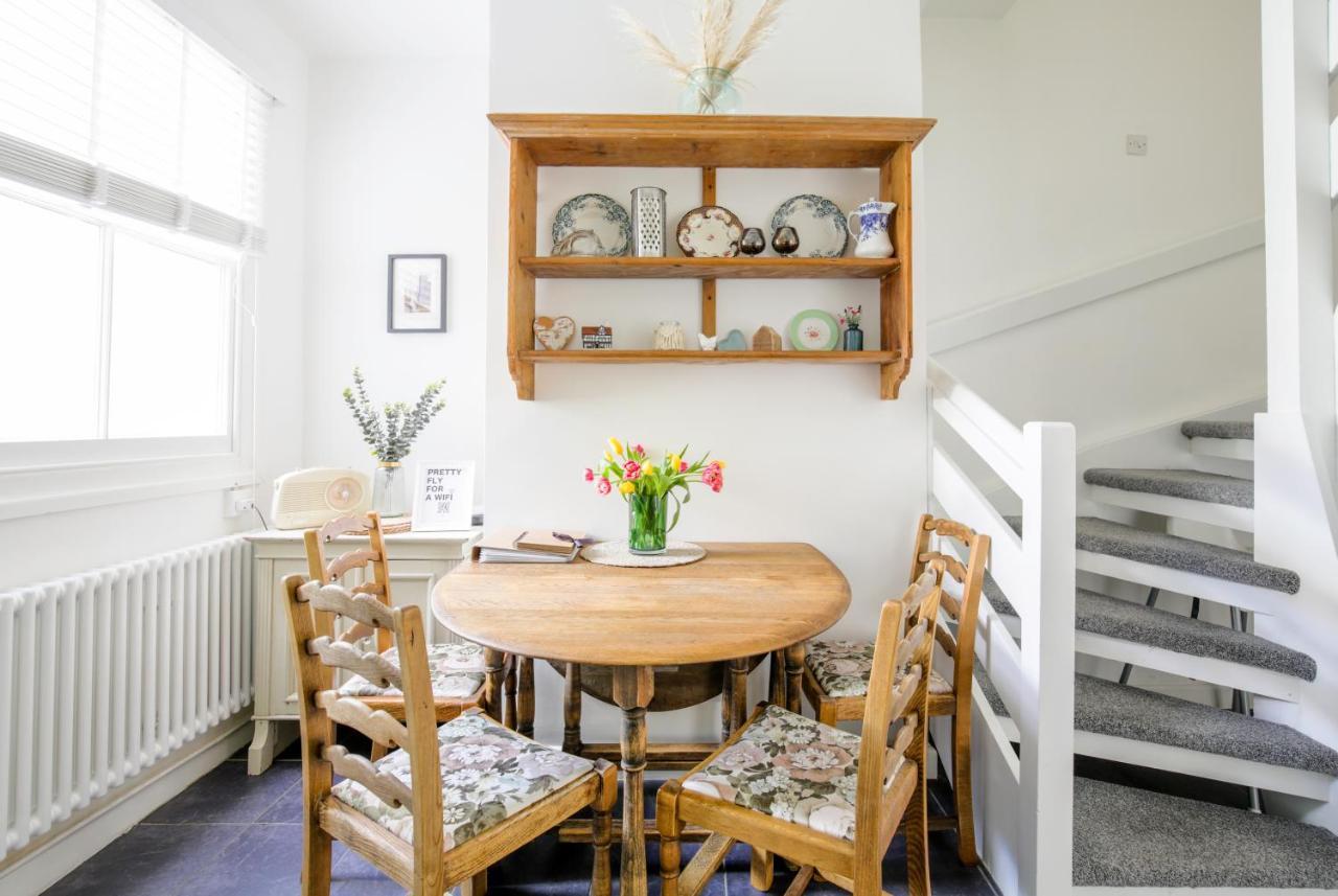 Chester Stays - Lovely 2 Bedroom House In The Heart Of Chester Ngoại thất bức ảnh