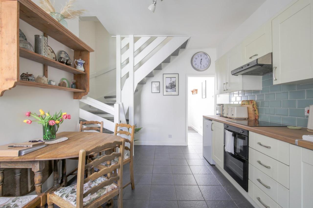 Chester Stays - Lovely 2 Bedroom House In The Heart Of Chester Ngoại thất bức ảnh